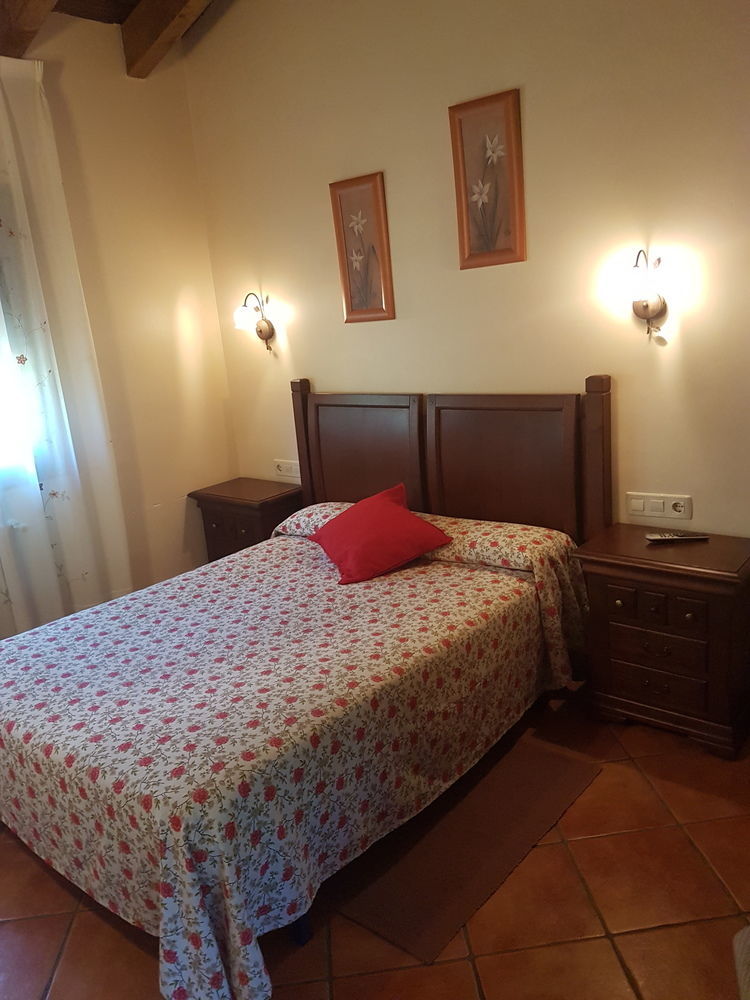Apartamentos El Pedrayu Onís Екстериор снимка